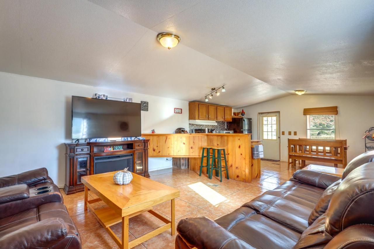 Charming Santa Rosa Home With Mountain Views And Porch Kültér fotó